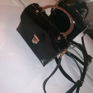Black and hold mini purse